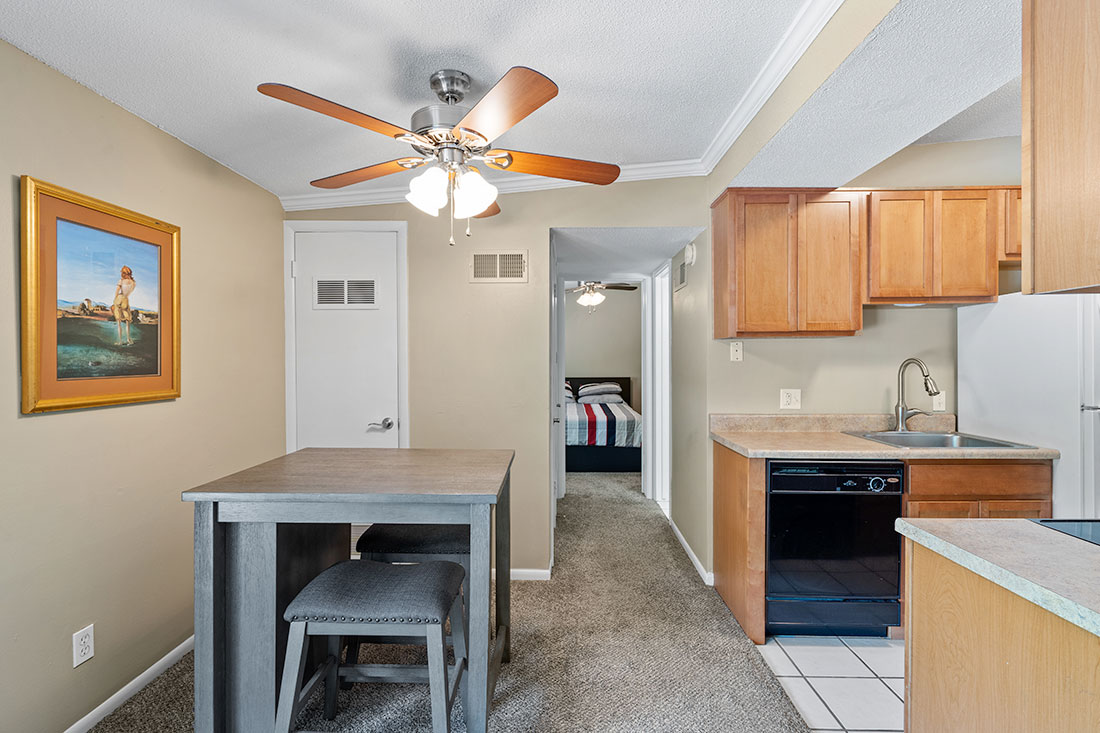 Mission Terrace At Home Apartments of Kansas City